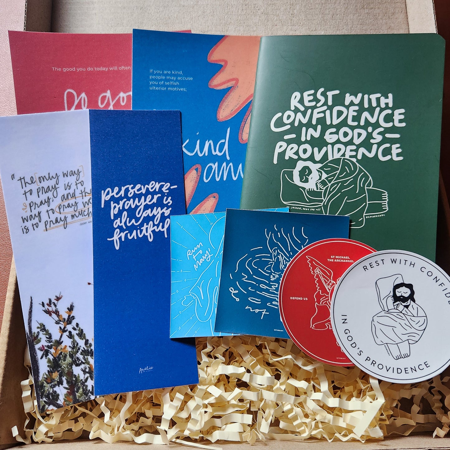 Holy Friends gift set